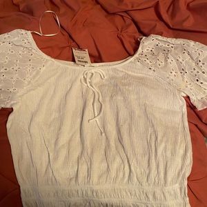 White t-shirt